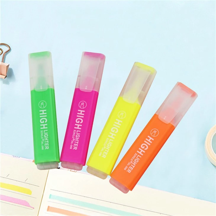 Mini subratllador amb aroma de fruites de 4 peces
